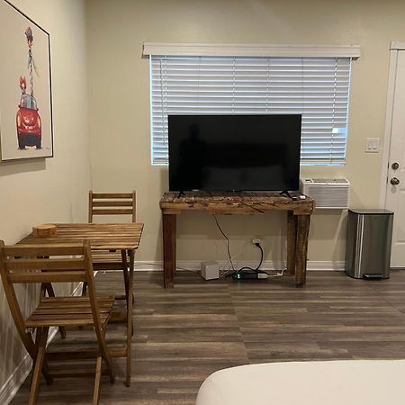 Beautiful Studio In North Inglewood 로스앤젤레스 외부 사진